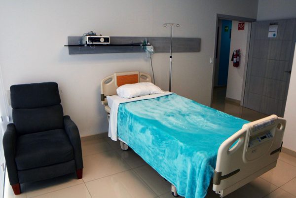 Concibo Reproductive Clinic facilities. Bed and Rest Room